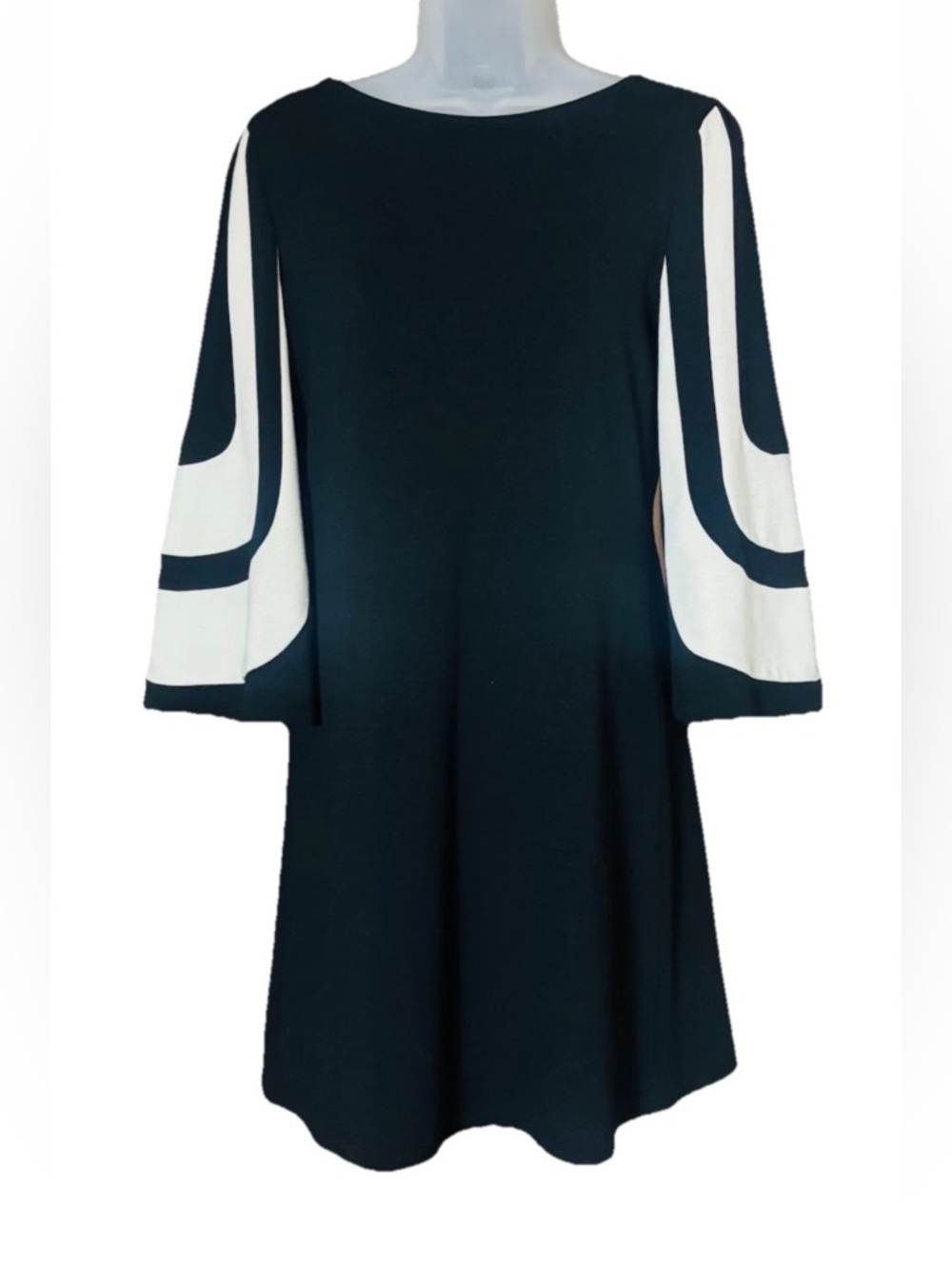 Cache Women’s Dress Size 4 Black White Mod Wide Bell Sleeve Sheath Knit